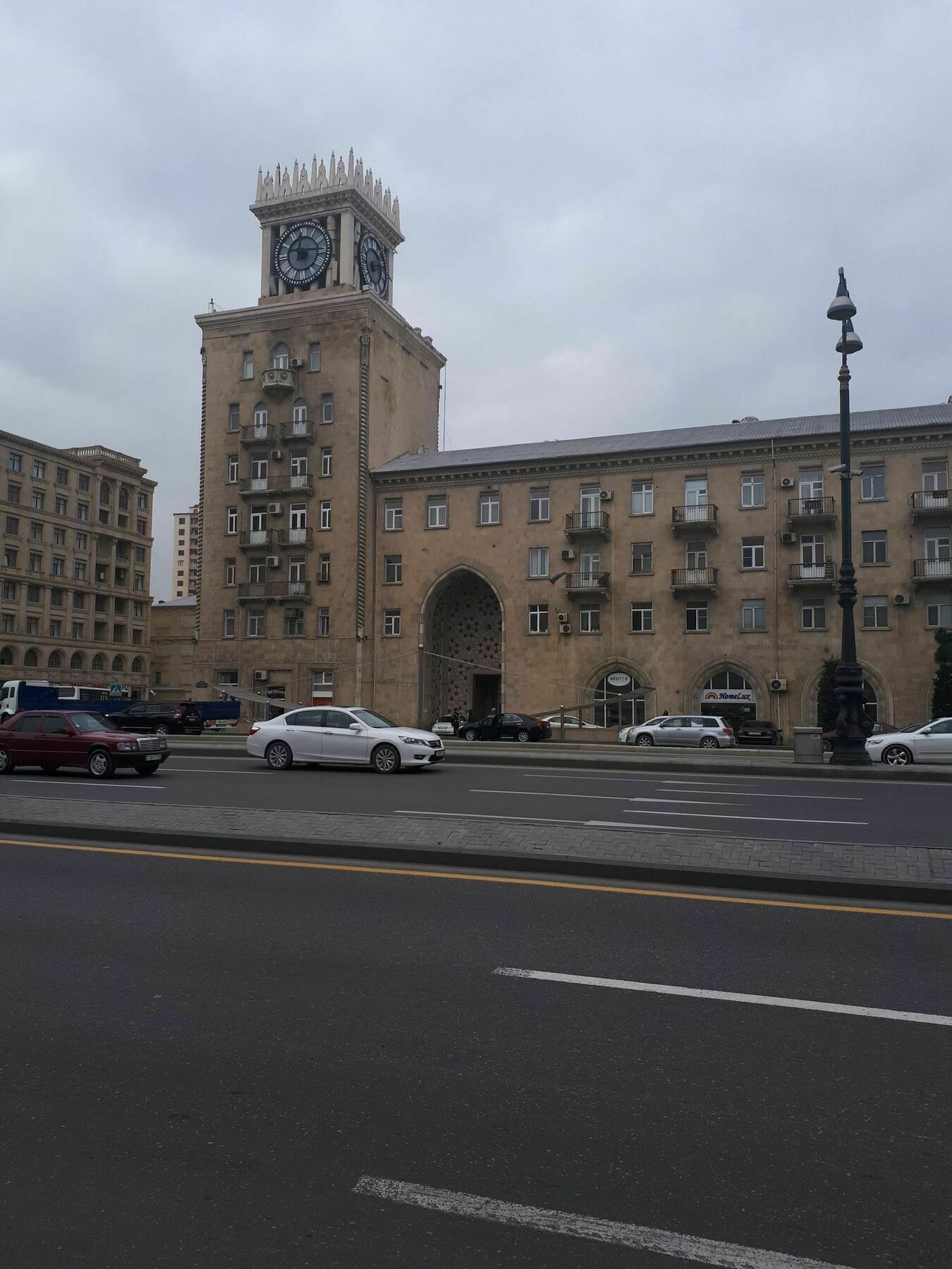 Clock Tower Apartment In Baku Kültér fotó